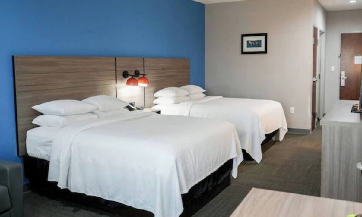 Port Aransas Hotel | 4 Rooms w/Free Parking | Near Aransas Pass Aquatic Center - 6.2 miles away