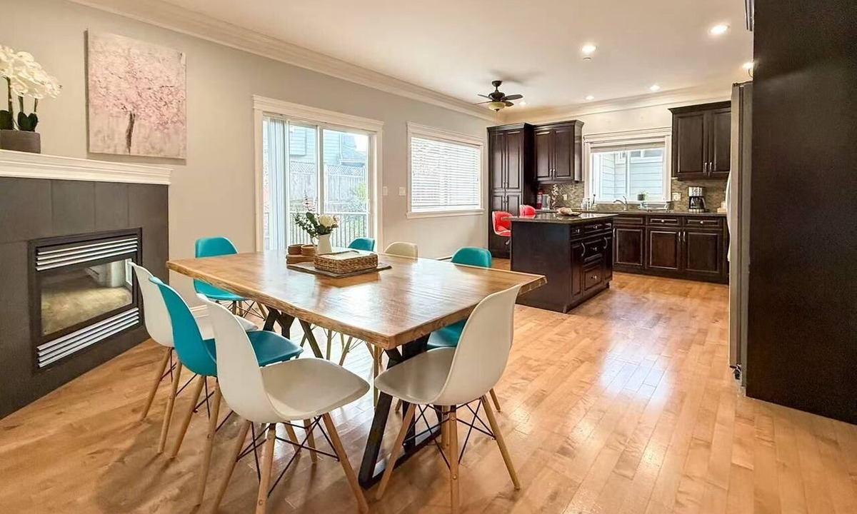 Langford House | Charming 4-bedroom house in Langford next to Thetis lake
