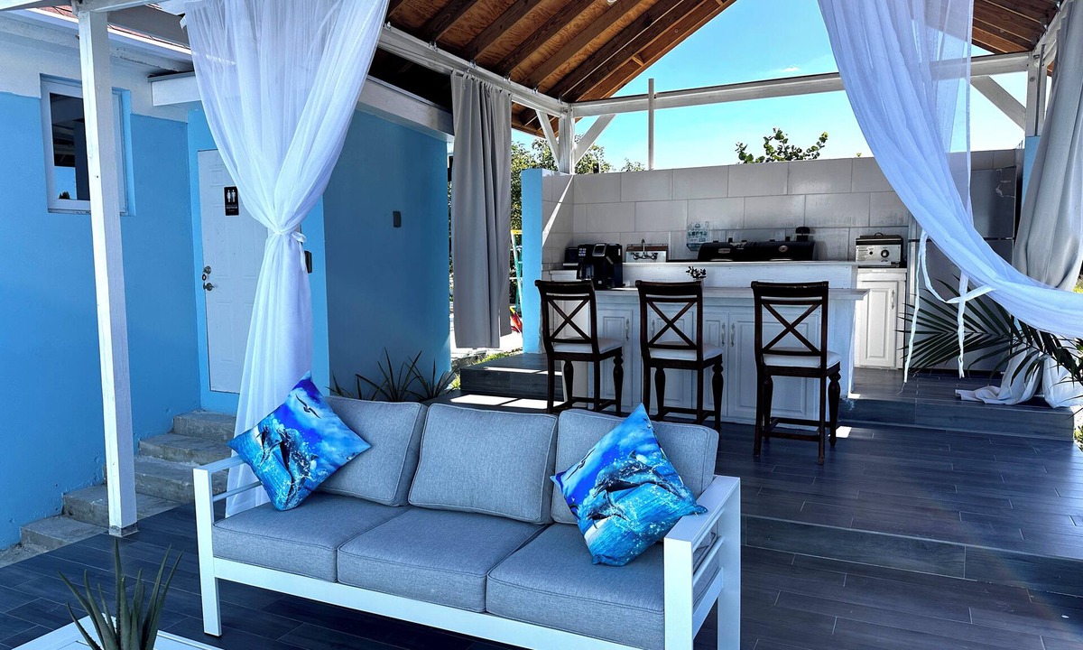 Westwind Bed & Breakfast | Glory of Eden