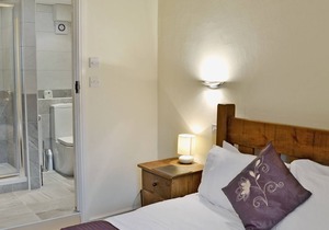 2 bedroom accommodation in Over Haddon, near Bakewell in Bakewell