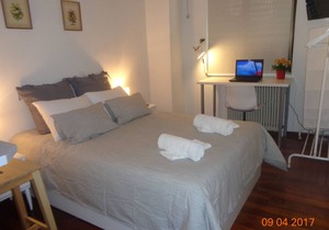 Cozy central studio, In walking distance to most places including the National A in Athens