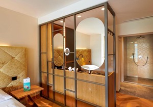 Junior suite 'Carmen' B&B - Amerika-Holzer Hotel Resort in Klopein