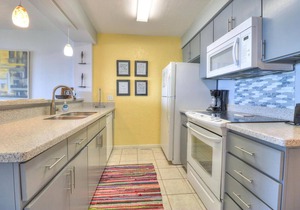 ☀️ Sea Colony A3: Oceanfront Deck, Pool, Hot Tub☀️ in Carolina Beach