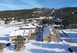 Townhome close to the base area in Angel Fire