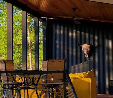 Catalpa House | Bison Farm - Cabin "Vista"