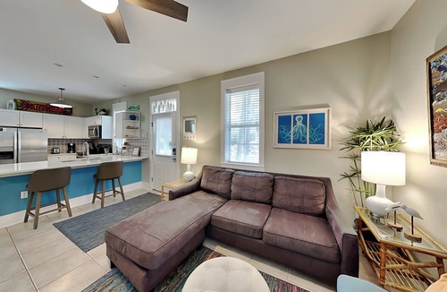 Seagrove Beach House | Bungalows at Seagrove #142 | Near Beach, Pool + Bicycles