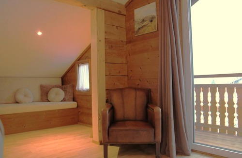 Schruns Apartment | Geräumige Penthouse Ferienwohnung für 6 Personen Mitten in Schruns