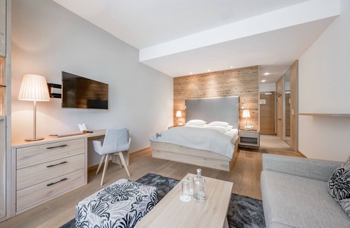 See Hotel | Hotel Weisses Lamm
