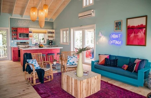 Spanish Wells House | Ocean Front: rooftop deck, generator & more!