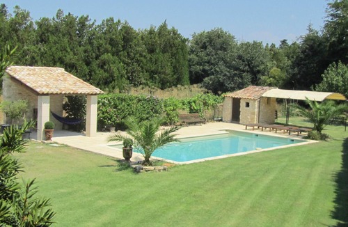 Cavaillon House | rent apartment in Provencal farmhouse with swimming pool