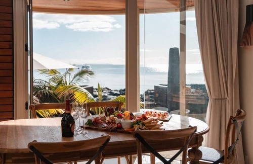Takapuna House | Takapuna Beachfront w Stunning Views