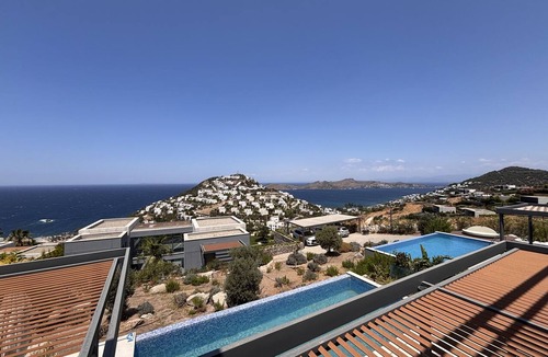 Geris House | Yalıkavak Villa with Pool, Garden & Sea View