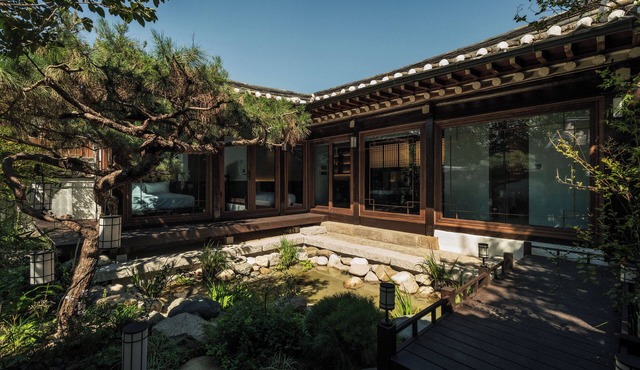 [청수당 스테이] 북촌 한옥마을 연못이 있는 한옥 독채｜Bukchon Hanok Stay｜ in Seoul