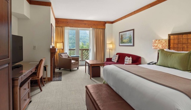 #1421 | Studio | Amazing Full Mountain Views | Fourth floor in Stowe