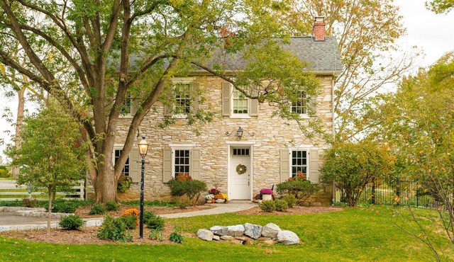 1732 Restored Historic Farmhouse in Mount Joy