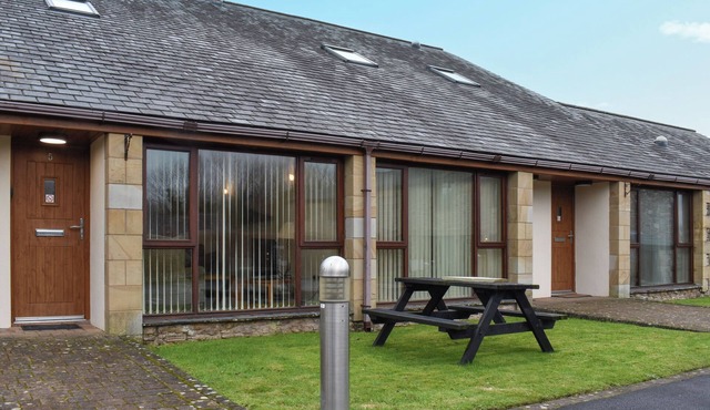 2 bedroom accommodation in Carnforth in Carnforth