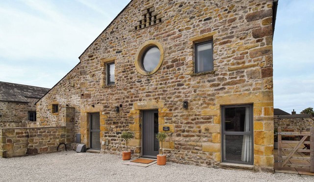6 bedroom accommodation in Carnforth in Carnforth