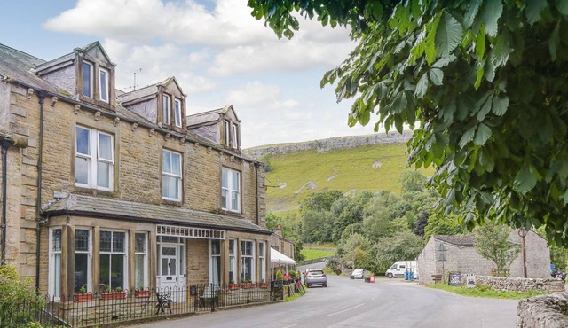 8 bedroom accommodation in Kettlewell, near Skipton in Skipton