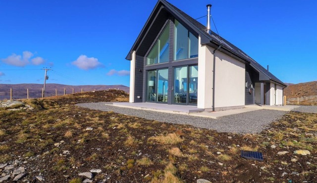 8B Carrigreich, Tarbert Isle Of Harris in Isle of Harris