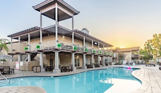 Anaheim | Disneyland Family Getaway | Pool & Hot Tub | 2BR in Anaheim