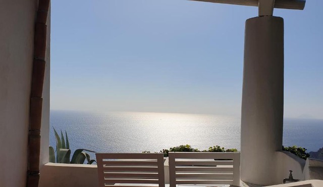Anoeta Casetta Eoliana Lipari,pool,sauna in Lipari