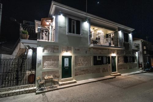 Antheon apartments in Vathi