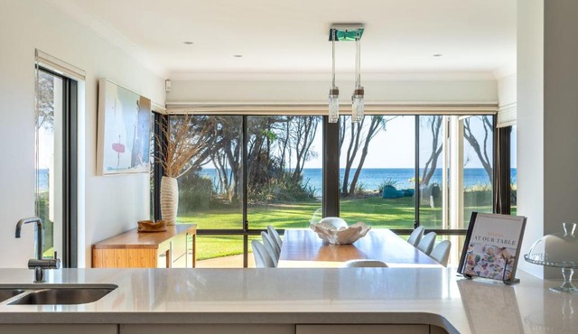 Beachfront Busselton I Private Properties in Busselton