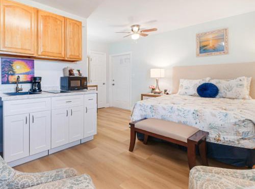 Bella Sirena Inn in St. Pete Beach