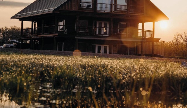 Boutique Lodge on 16 acres of private land between the Mountains & Prairies. in Twin Butte