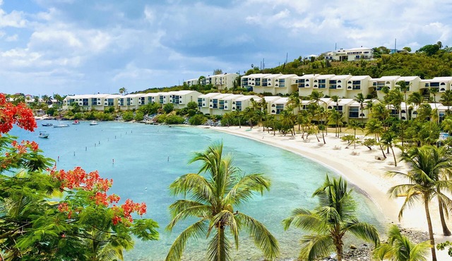 Breathtaking! Very Modern, TOTALLY Renovated, AWESOME Location Beachfront! in St. Thomas