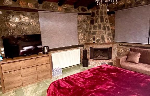 CHALET LUXURY VILLA BY MAKHOME 2 in Palaios Agios Athanasios