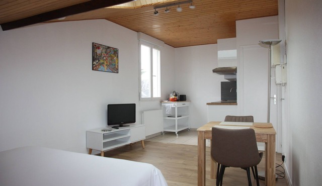 Comfortable studio (21 m²) near Nantes in Rezé