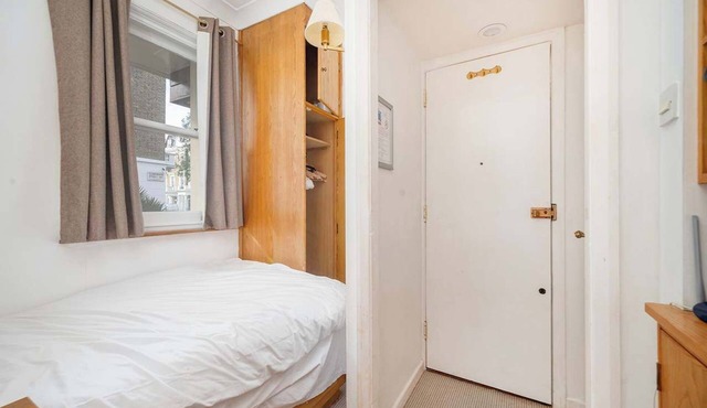 Compact Studio in Vibrant Pimlico in London