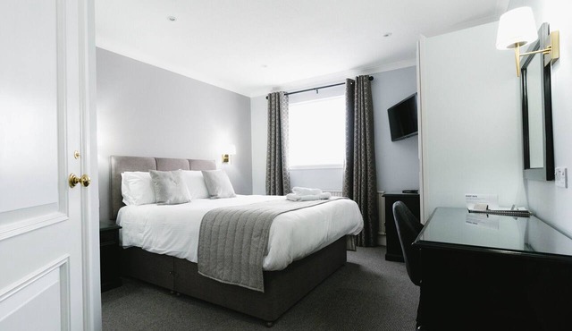 Double Ensuite at New Inn Hotel in Ellon