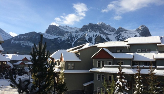 Fully furnished condo in the Rockies in Canmore