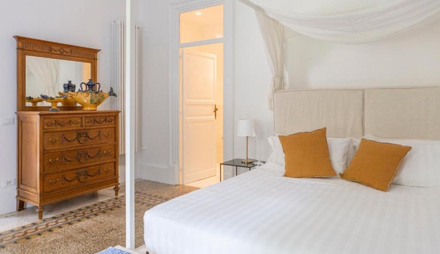 Garden Suite in private villa on Via Libertà in Palermo
