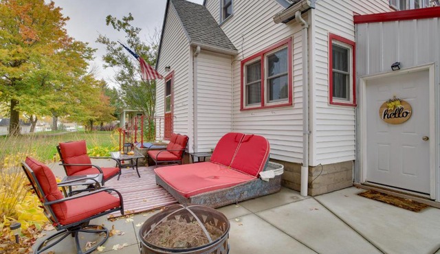 Harmony Home w/Fire Pit: 5 Mi to Niagara Cave! in Harmony