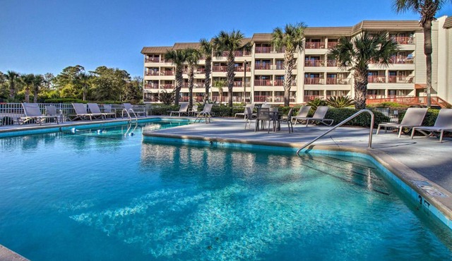 Hilton Head Island Condo with Pool Steps to Beach! in Hilton Head Island