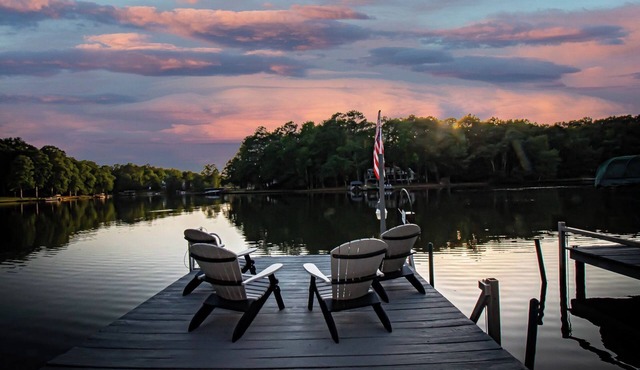 Lakeside Escape on Lake Oconee | Private Dock | Kayaks | Renovated Home in Eatonton