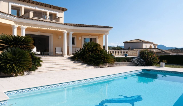 Large Fantastic House With a Garden, a Pool and Beautiful Views in Vence