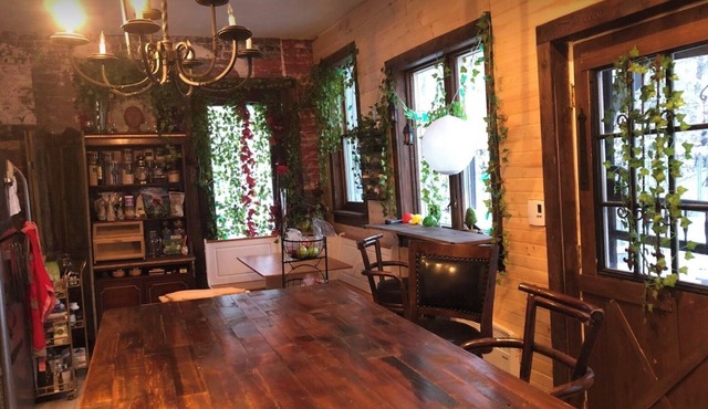 Magical Mountain House-Pet Friendly in Bradford