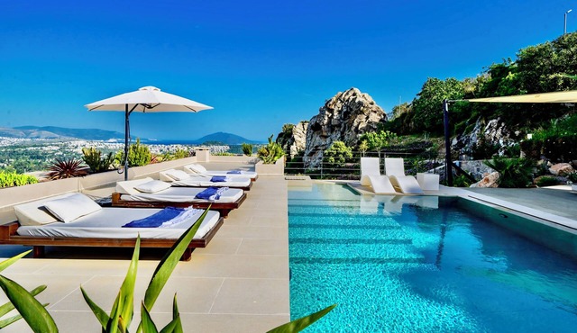 Mansion with view, SPA, housekeeper incl. breakfast in Bodrum
