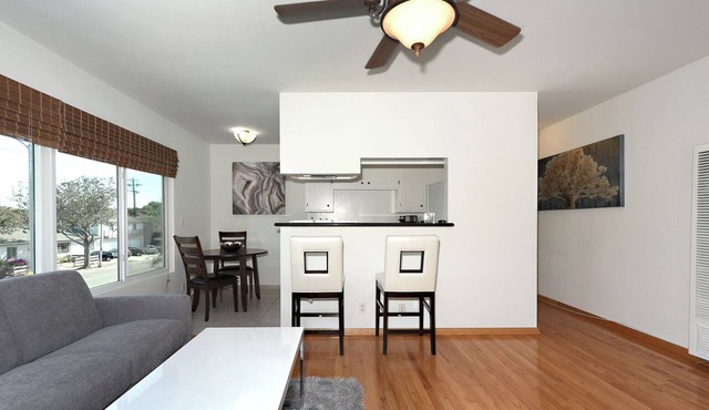 MCL 6- Charming 1-bedroom apartment in Los Angeles perfect for your stay in Los Angeles