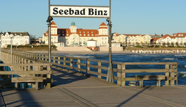 Modern, quiet apartment close to the beach on the outskirts of Binz with balcony in Binz