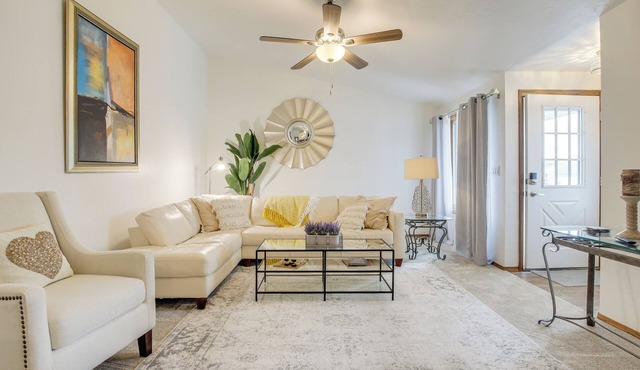 Near Medical Corridor: 'Whimsy Wisconsin' Duplex in Green Bay