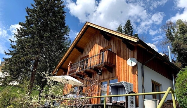 Near-natural house with garden, orchard, sauna, fireplace & free Wi-Fi in Millstatt