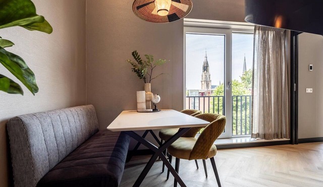 Playful and luxurious apartment in heart of Delft. in Delft