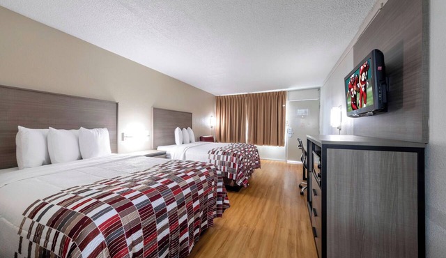 Room w/2 Full Beds Near Monticello Wine Trail – Relaxing Vineyard Stay in Charlottesville