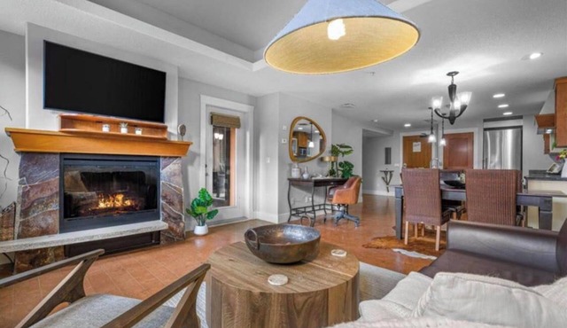 Rundle Rock Retreat | Majestic Views - Luxury Condo in Canmore