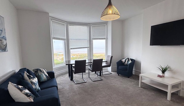Salty Puffin - A Sea View Retreat in Lancashire